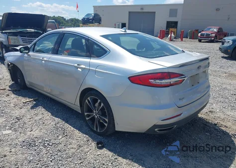 2019 Ford Fusion Titanium from USA, damaged, VIN 3FA6P0D9XKR124266